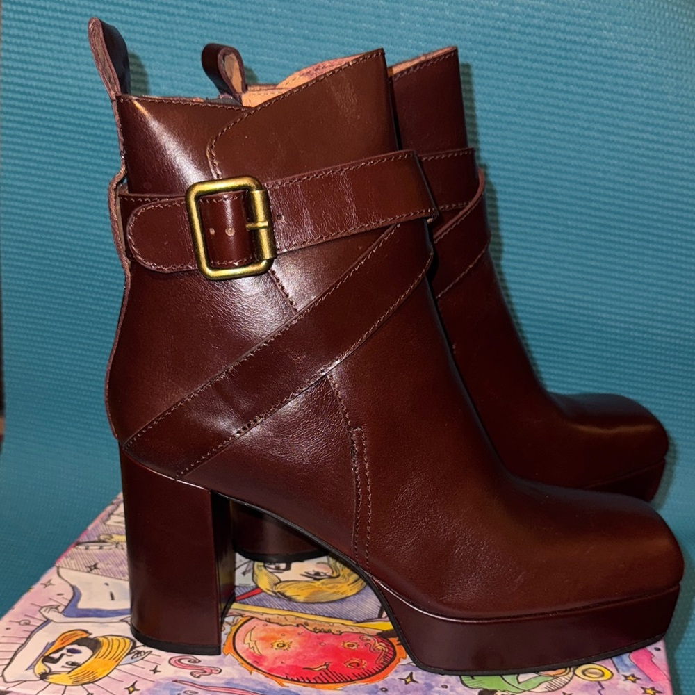 Jeffrey Campbell Brown Leather Platform Boots New with Box